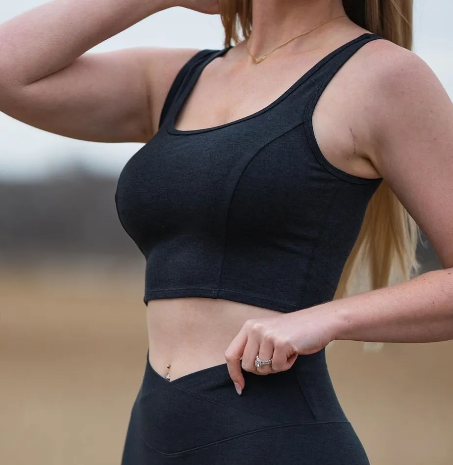 Bare Form Cropped Tank