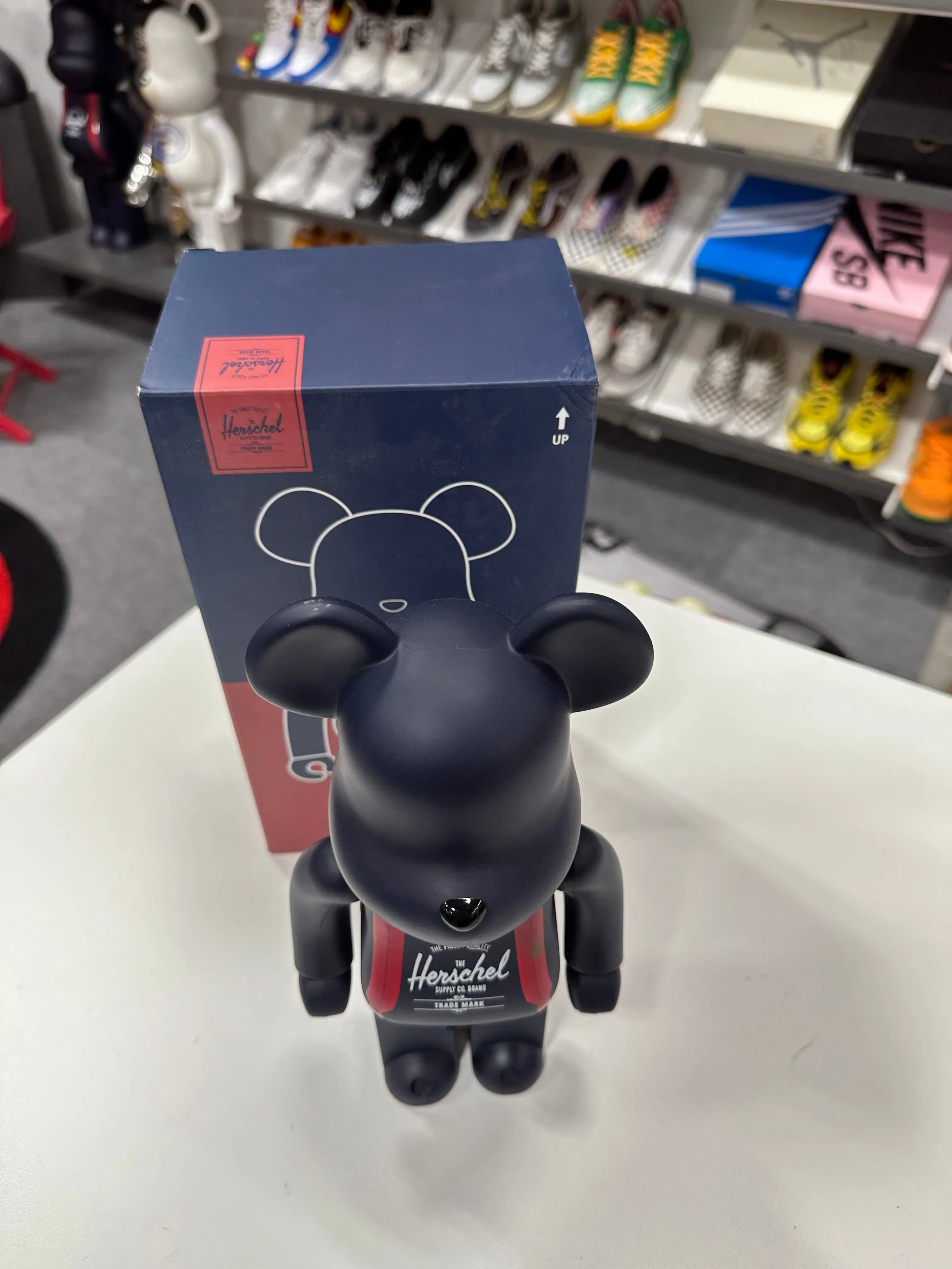 Bearbrick Medicom Herschel Peacoat 400%