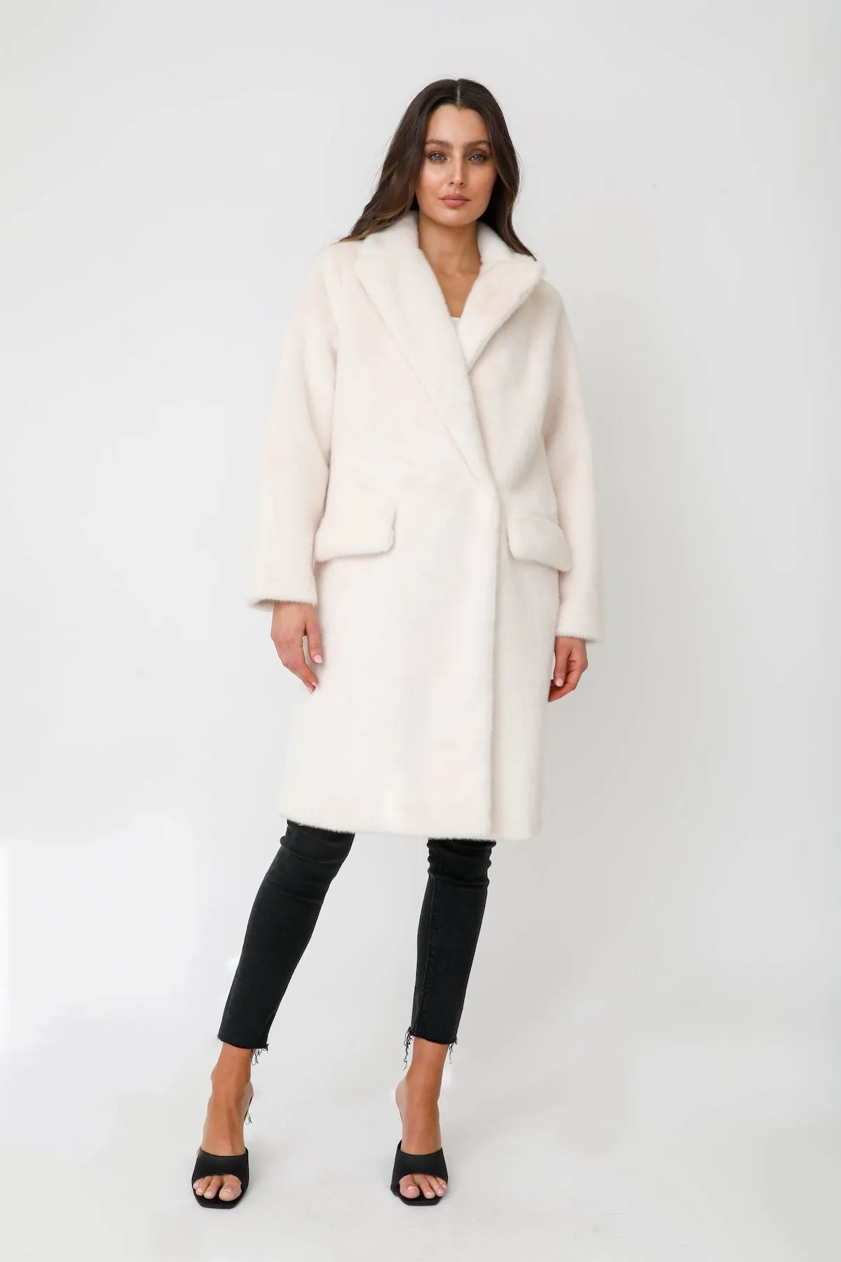 Lola Coat