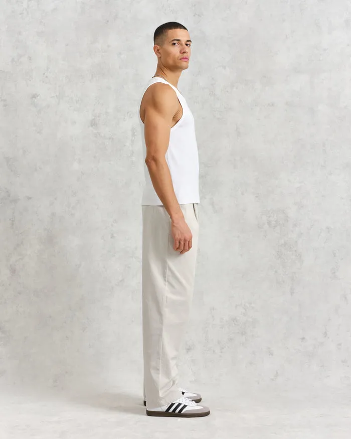 Montague Vest | White