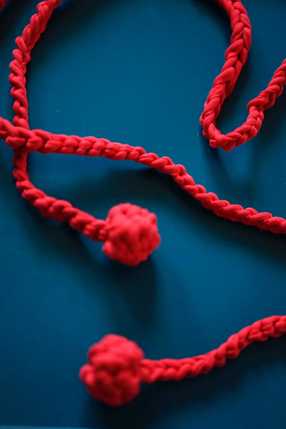 Pom Pom belt red