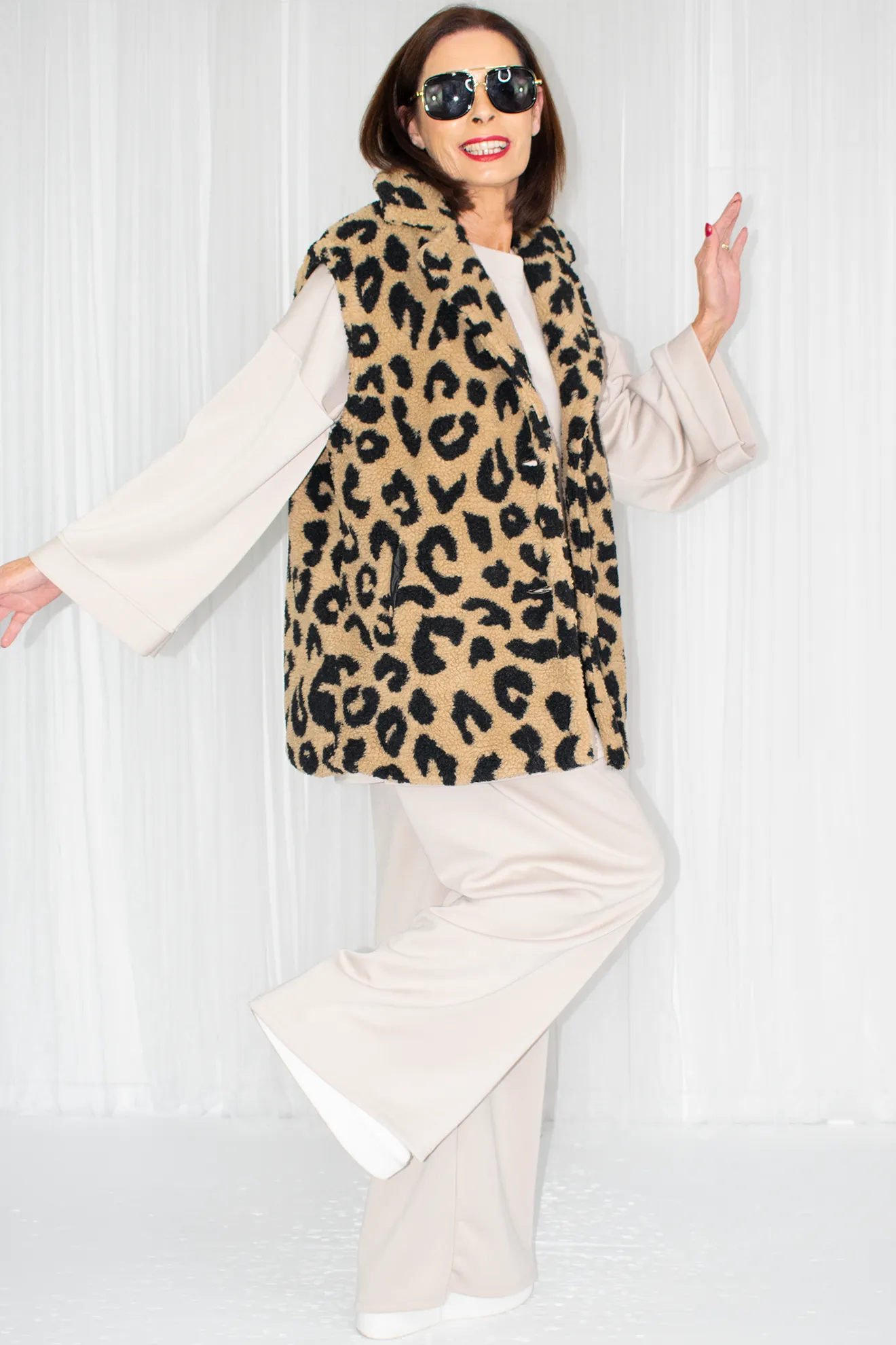 Roxie Borg Fabric Collared Gilet in Leopard Print